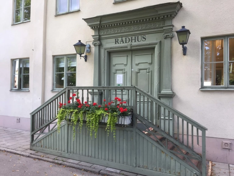 Rådhusets entré