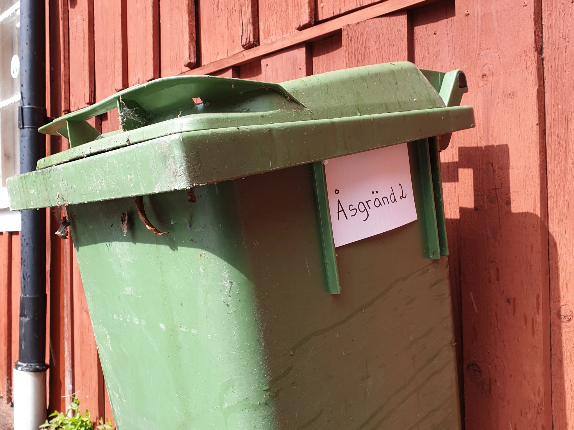 Märkning av soptunna.