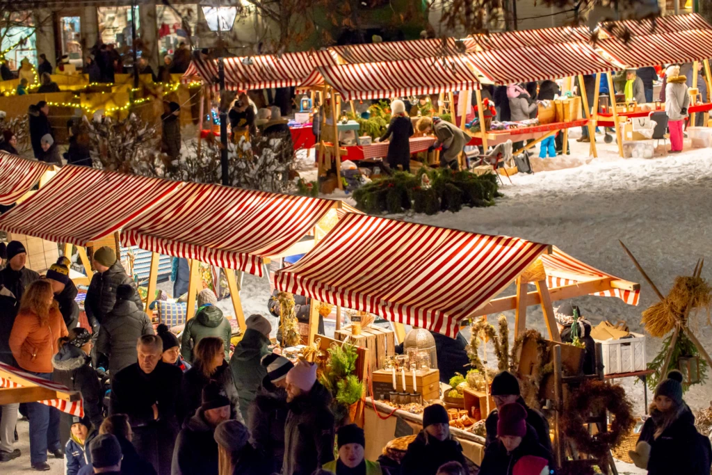 Julmarknad på Rådhustorget i Säter