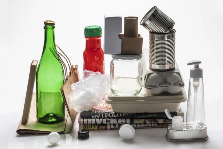 Förpackningar av flera olika material