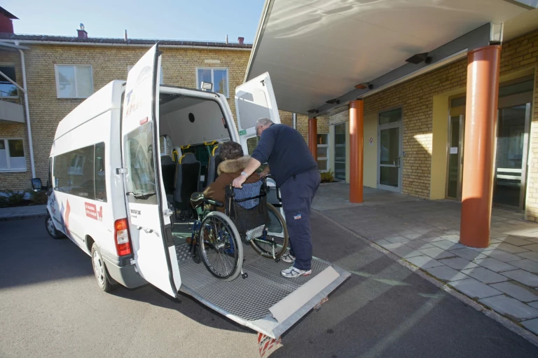 Sjuktransport