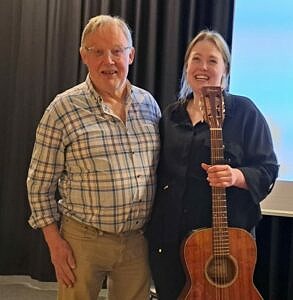 Porträttbild föreställande 2 musiker