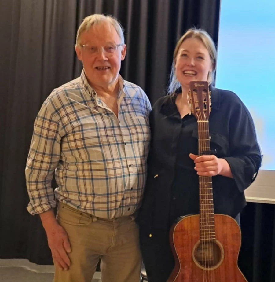vissångerskan Boel Nihlman och berättaren Lars Rundqvist. Fotograf: Niina Leskinen