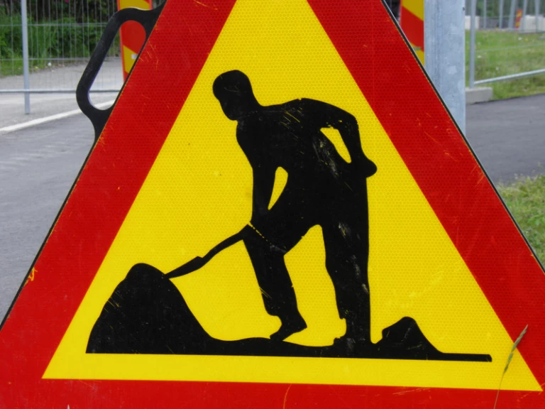 Trafikskylt för vägarbete