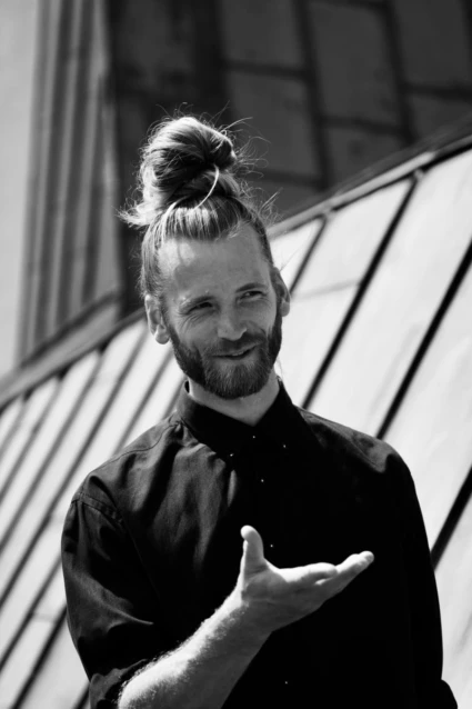 Porträttbild föreställande koreografen och Dansaren Erik Eriksson