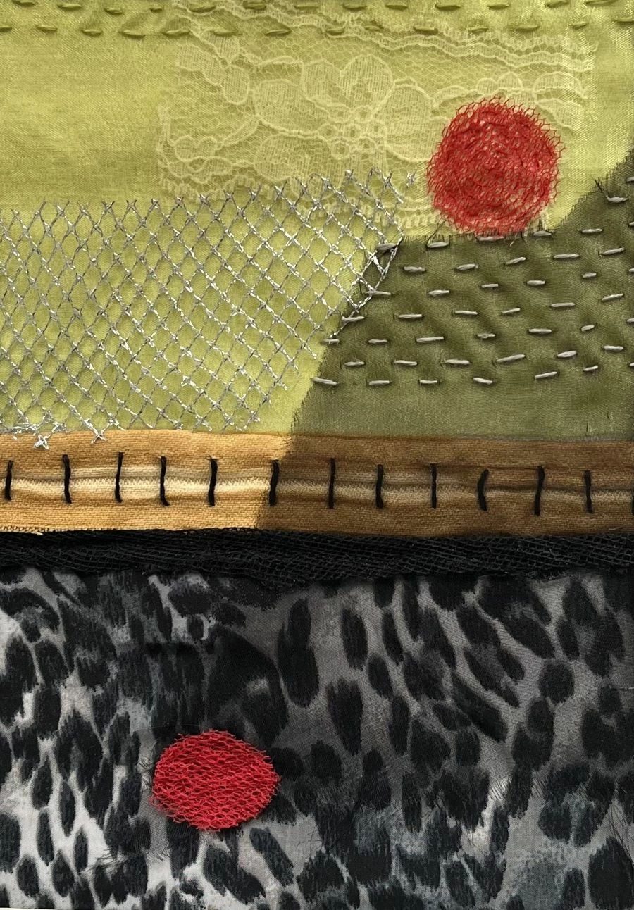 Tekstilkonstverk av Birgitta Holmer