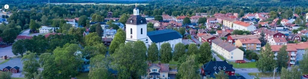 Säters kyrka och Säters stad ovanifrån