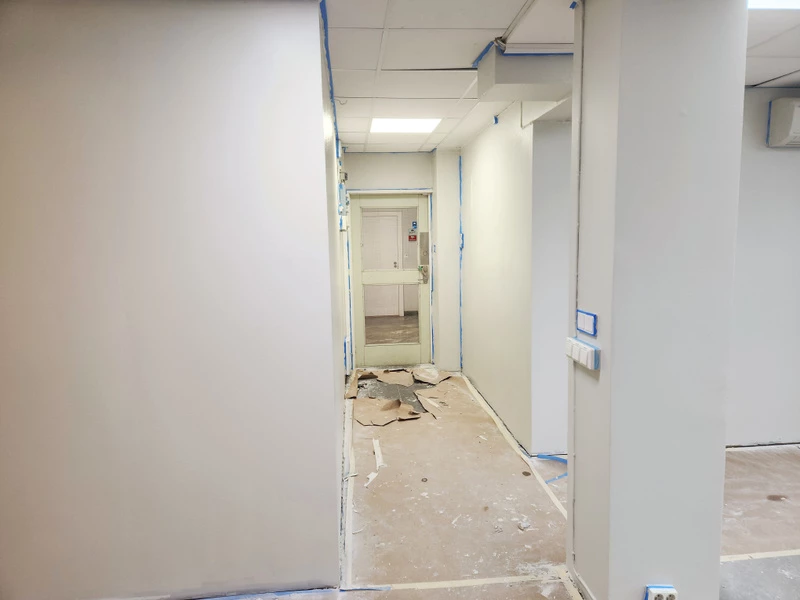 Pågående ombyggnad inomhus i bostad